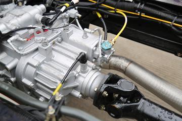 ��������˹ ���� 260���� 4X2 6.8����ʽ�ػ���(����)(SX5189CCYLA501F2)ͼƬ