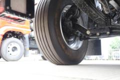 陕汽康明斯 龙骥 260马力 4X2 6.8米厢式载货车(国六)(SX5189CCYLA501F2)