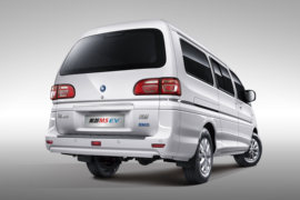 菱智M5EV 电动封闭厢货外观图片