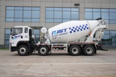 青岛解放 JK6 320马力 8X4 8方混凝土搅拌运输车(WL5319GJBCAG6AE)(瑞江牌)