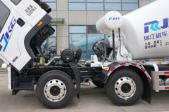 青岛解放 JK6 320马力 8X4 8方混凝土搅拌运输车(WL5319GJBCAG6AE)(瑞江牌)