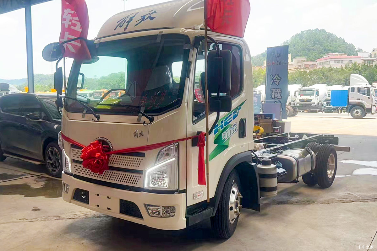 ��� ��; 4.5T 4.16�׵��Ų��ʽ��϶�����դʽ�Ῠ(CA5046CCYP40K51L2E6PHEVA84)���