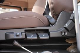 解放JH6&nbsp;混凝土搅拌车驾驶室                                               图片