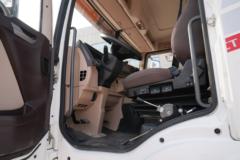 青岛解放 JH6 350马力 8X4 7.74方混凝土搅拌运输车(瑞江牌)(WL5316GJBCAG6BF)