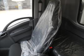 五十铃巨咖&nbsp;载货车驾驶室                                               图片