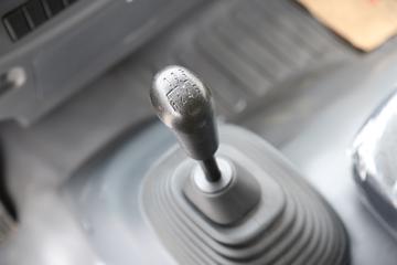 ���� ��ʮ��޿� 205���� 4X2 9.78����ʽ�ػ���(QL5181XXYAJWH)ͼƬ