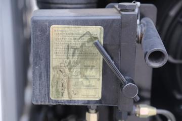 ���� ��ʮ��޿� 205���� 4X2 9.78����ʽ�ػ���(QL5181XXYAJWH)ͼƬ