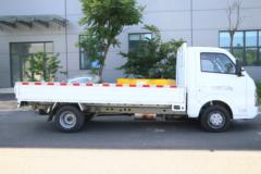 五菱 龙卡 舒适型 2.0L 136马力 汽油 3.8米单排栏板微卡(国六)(LZW1031GHU)