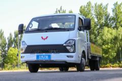 五菱龙卡载货车太原市火热促销中 让利高达0.3万