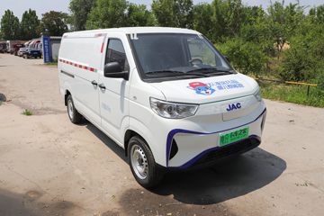 江淮 蓝猫M1 2023款 中航精英版 2.7T 2座 4.745米纯电动厢式运输车38.64kWh