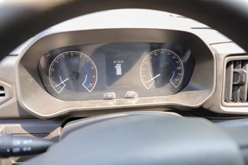���� ��èM1 2023�� �����콢�� 2.7T 2�� 4.745�״��綯��ʽ���䳵41.86kWhͼƬ