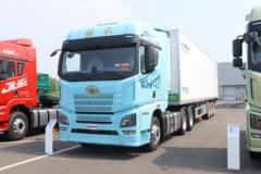 青岛解放 JH6重卡 680马力 6X4 AMT自动档牵引车(CA4258P25K15T1E6A80)