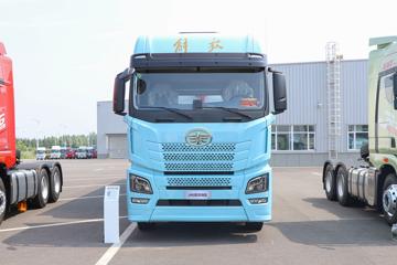 青岛解放 JH6重卡 质惠版 480马力 6X4 LNG自动档危险品牵引车(CA4255P25K2T1NE6A80)