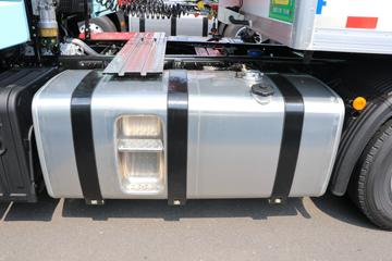 �ൺ��� JH6�ؿ� 680���� 6X4 AMT�Զ���ǣ����(CA4258P25K15T1E6A80)ͼƬ