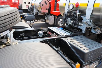 �ൺ��� JH6�ؿ� �ļ��� 530���� 6X4 LNG�Զ���ǣ����(Һ��)(CA4259P25K15T1NE6A80)ͼƬ