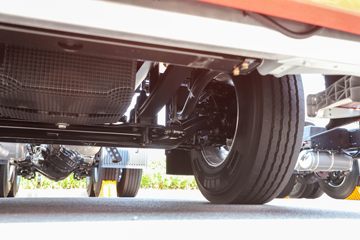 �ൺ��� JH6�ؿ� �ļ��� 530���� 6X4 LNG�Զ���ǣ����(Һ��)(CA4259P25K15T1NE6A80)ͼƬ