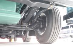 青岛解放 JH6 智尊版 四季款 560马力 8X4 9.5米AMT自动档冷藏车