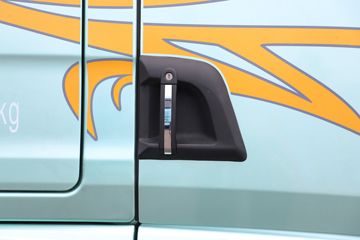 �ൺ��� ӥ; ����� 580���� 4X2 AMT�Զ���ǣ����(��Һ��)ͼƬ