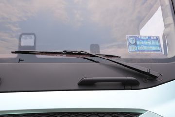 �ൺ��� ӥ; ����� 580���� 4X2 AMT�Զ���ǣ����(��Һ��)ͼƬ