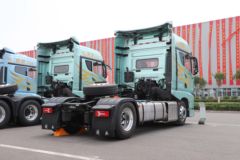 青岛解放 鹰途 商务舱 580马力 4X2 AMT自动档牵引车(带液缓)(CA4189P35K2E6A80) 青岛解放 鹰途 商务舱 580马力 4X2 AMT自动档牵引车(带液缓)(CA4189P35K2E6A80)