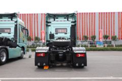 青岛解放 鹰途 商务舱 580马力 4X2 AMT自动档牵引车(带液缓)(CA4189P35K2E6A80) 青岛解放 鹰途 商务舱 580马力 4X2 AMT自动档牵引车(带液缓)(CA4189P35K2E6A80)