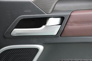 �ൺ��� ӥ; ����� 580���� 4X2 AMT�Զ���ǣ����(��Һ��)ͼƬ