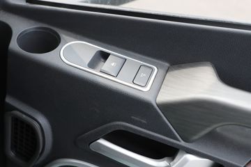 �ൺ��� ӥ; ����� 580���� 4X2 AMT�Զ���ǣ����(��Һ��)ͼƬ