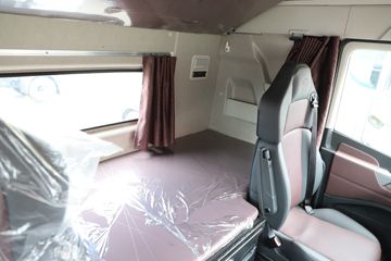 �ൺ��� ӥ; ����� 580���� 4X2 AMT�Զ���ǣ����(��Һ��)ͼƬ