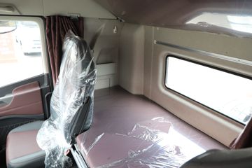 �ൺ��� ӥ; ����� 580���� 4X2 AMT�Զ���ǣ����(��Һ��)ͼƬ