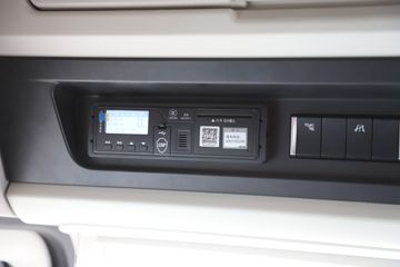 �ൺ��� ӥ; ����� 580���� 4X2 AMT�Զ���ǣ����(��Һ��)ͼƬ