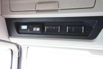 �ൺ��� ӥ; ����� 580���� 4X2 AMT�Զ���ǣ����(��Һ��)ͼƬ