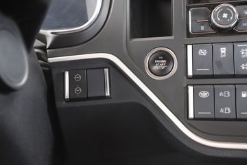 �ൺ��� ӥ; ����� 580���� 4X2 AMT�Զ���ǣ����(��Һ��)ͼƬ