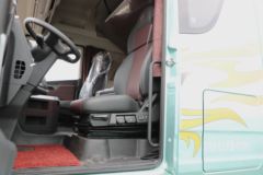 青岛解放 鹰途 商务舱 580马力 4X2 AMT自动档牵引车(带液缓)(CA4189P35K2E6A80) 青岛解放 鹰途 商务舱 580马力 4X2 AMT自动档牵引车(带液缓)(CA4189P35K2E6A80)