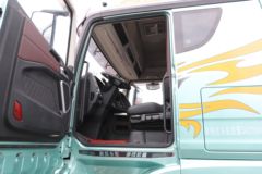 青岛解放 鹰途 商务舱 580马力 4X2 AMT自动档牵引车(带液缓)(CA4189P35K2E6A80) 青岛解放 鹰途 商务舱 580马力 4X2 AMT自动档牵引车(带液缓)(CA4189P35K2E6A80)