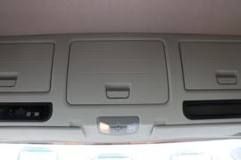 JH5&nbsp;牵引车驾驶室                                               图片