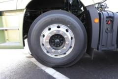 青岛解放 JH5 寒区款 520马力 6X4 AMT自动档牵引车(液缓)(CA4252P2K2T1E6A80)