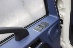 解放 虎6G 俄罗斯版 160马力 排半载货车(CA1081P40K2L4E5A85)