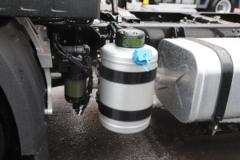 解放 虎6G 俄罗斯版 160马力 排半载货车(CA1081P40K2L4E5A85)