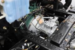 解放 虎6G 俄罗斯版 160马力 排半载货车(CA1081P40K2L4E5A85)