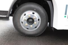 解放 虎6G 5.2T 单排插电式混合动力旅居车(欧旅牌)(ZCL5050XLJCHEV)