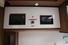 解放 虎6G 5.2T 单排插电式混合动力旅居车(欧旅牌)(ZCL5050XLJCHEV)