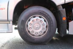 青岛解放 JH6重卡 6X4 氢燃料电池牵引车281.92kWh