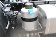 解放 虎6G 180马力 5.16米单排厢式载货车(CA5110XXYP40K59L3E6A84)