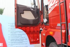 青岛解放 JH6重卡 领航版 460马力 8X4 9.4米CNG仓栅式载货车(CA5310CCYP25K15L7T4NE6A80)