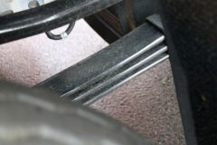 青岛解放 JH6重卡 领航版 460马力 8X4 9.4米CNG仓栅式载货车(CA5310CCYP25K15L7T4NE6A80)