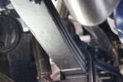 青岛解放 JH6重卡 领航版 460马力 8X4 9.4米CNG仓栅式载货车(CA5310CCYP25K15L7T4NE6A80)