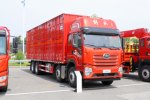 青岛解放 JK6 350马力 8X4 9.6米易燃液体厢式运输车(百捷牌)