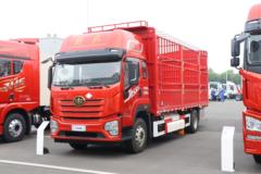 青岛解放 JK6中卡 260马力 CNG 4X2 6.7米栏板载货车