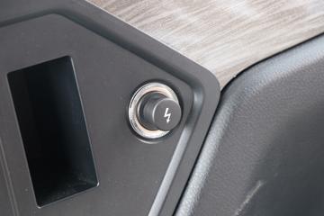 �ൺ��� JK6�п� 260���� CNG 4X2 6.7�������ػ���ͼƬ