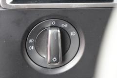 青岛解放 JK6中卡 260马力 CNG 4X2 6.7米栏板载货车